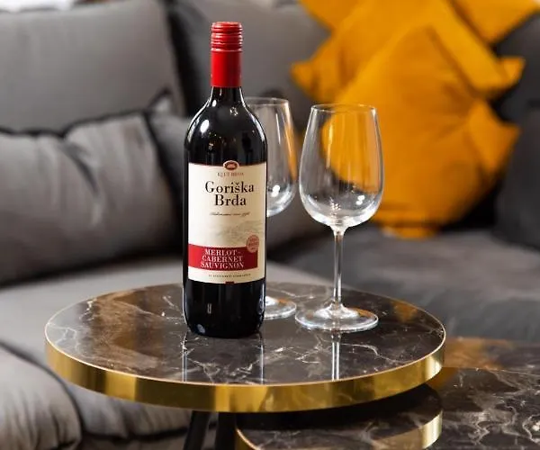 Deluxe Kvarner 1 * 洛夫兰